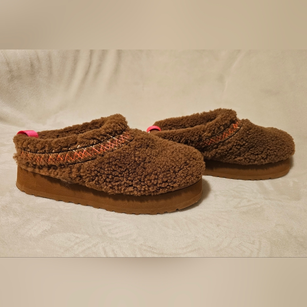 UGG Tazz Braid Platform In Hardwood Hot Pink - Picture 5 of 9